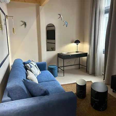 Living Yard Thissio Hotel