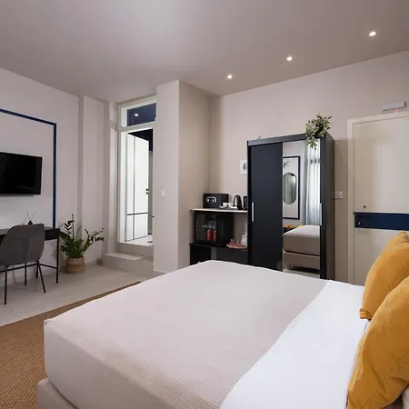 Living Yard Thissio Atenas
